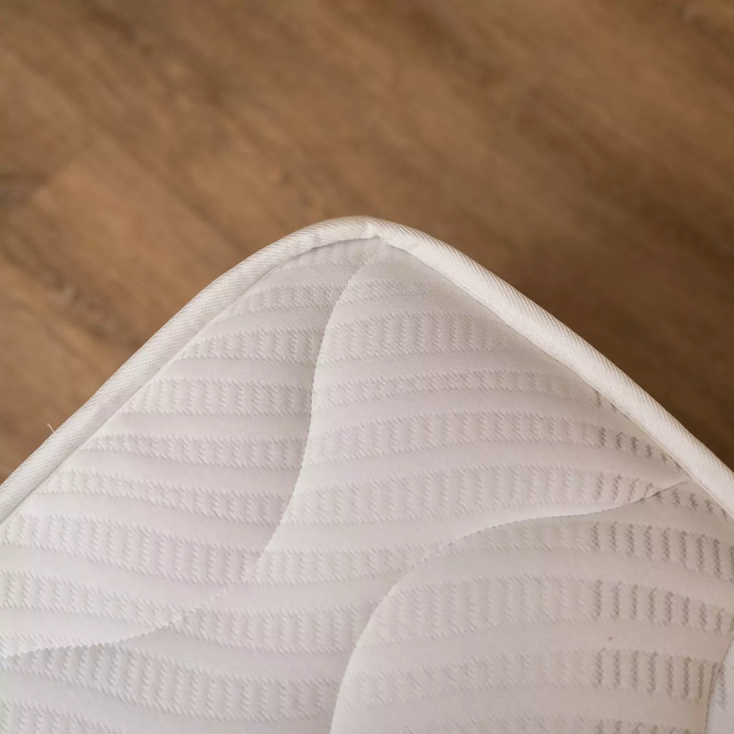 Matelas NIRVANA : L'Excellence Orthopédique en Mousse D30 pour un Confort Absolu – Image 4